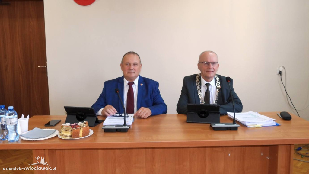 Sesja absolutoryjna w UG Włocławek