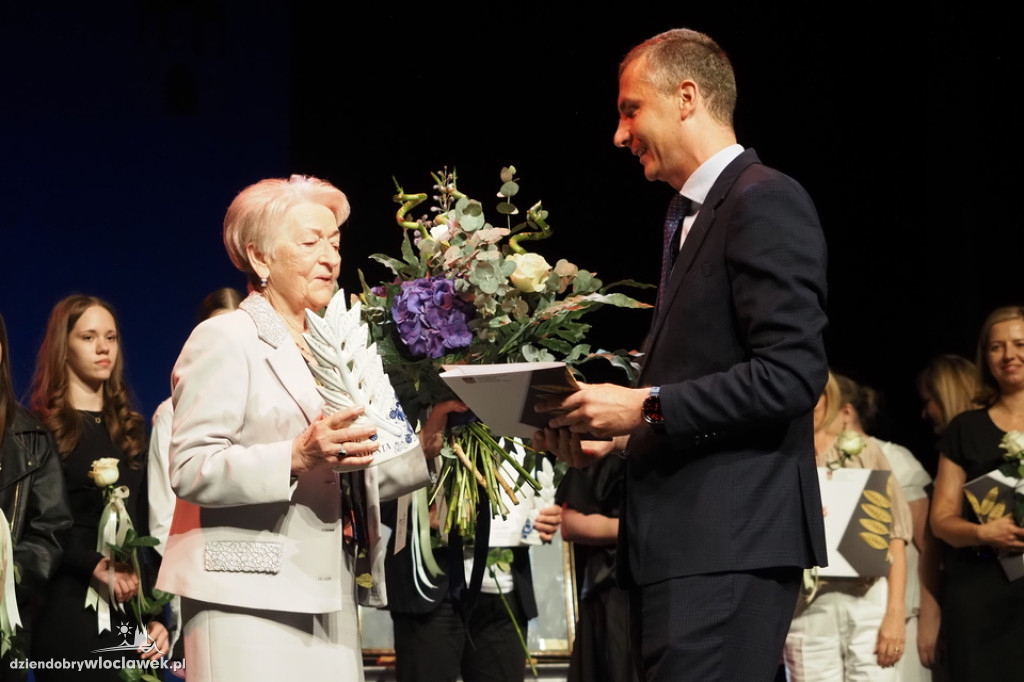Laury Prezydenta rozdane