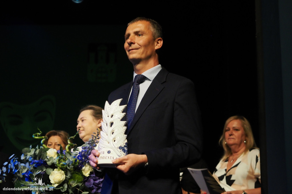 Laury Prezydenta rozdane