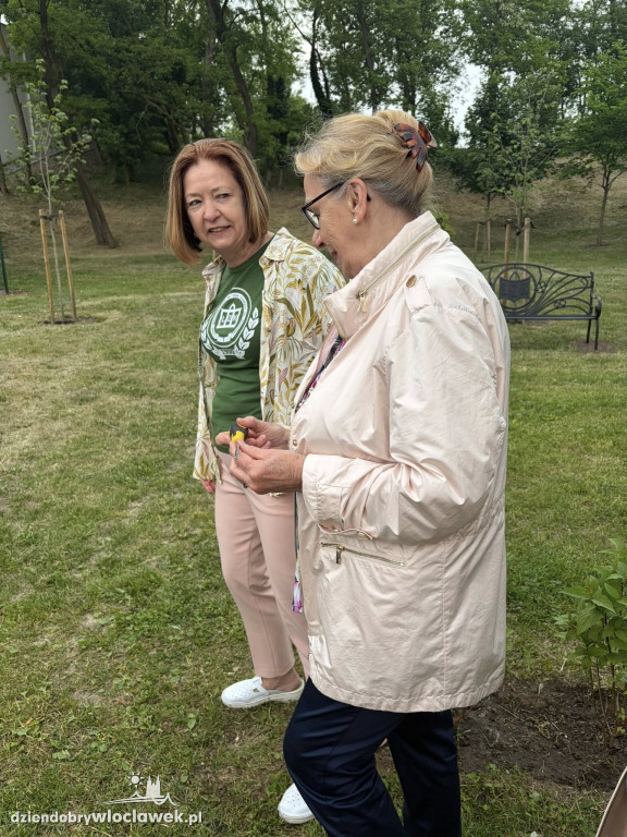 Skwer LZK już otwarty w Parku na Słodowie