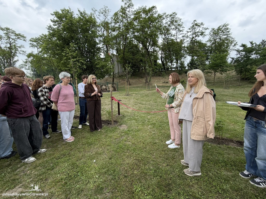 Skwer LZK już otwarty w Parku na Słodowie