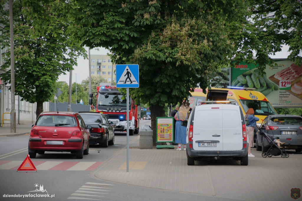 Na Wyszyńskiego zderzyły się 3 samochody