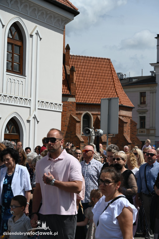 Procesja Bożego Ciała z włocławskiej katedry