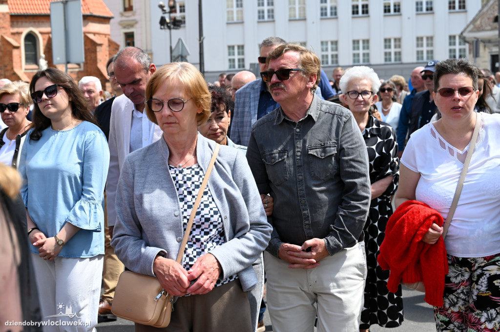 Procesja Bożego Ciała z włocławskiej katedry
