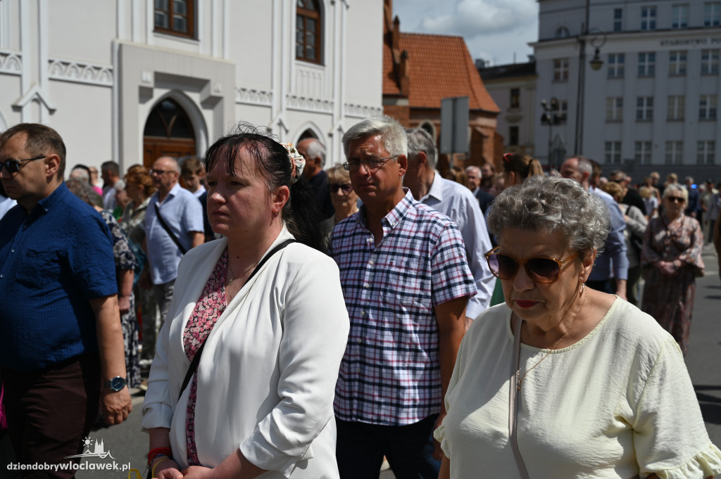Procesja Bożego Ciała z włocławskiej katedry