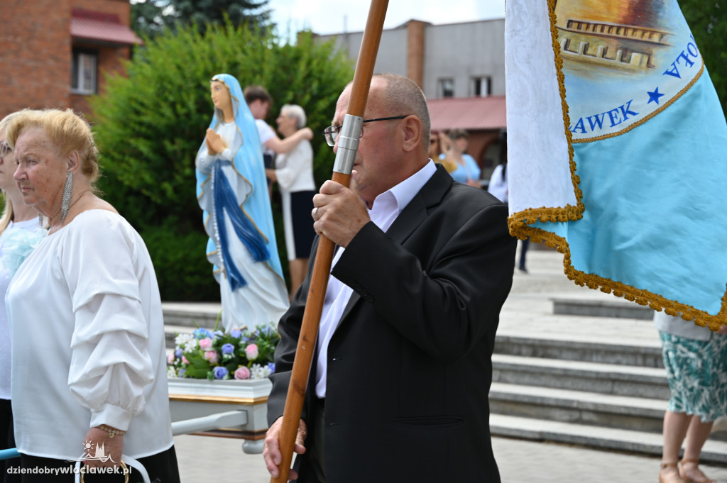 Procesja Bożego Ciała w parafii Narodzenia NMP i św. Jana Apostoła