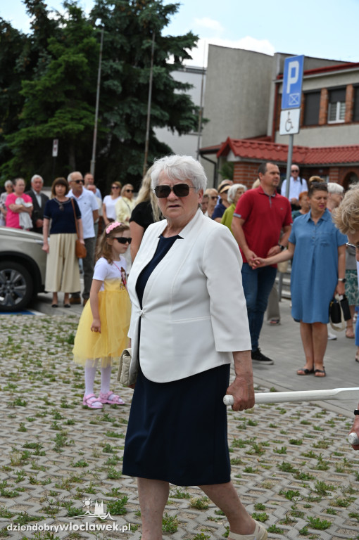 Procesja Bożego Ciała w parafii Narodzenia NMP i św. Jana Apostoła