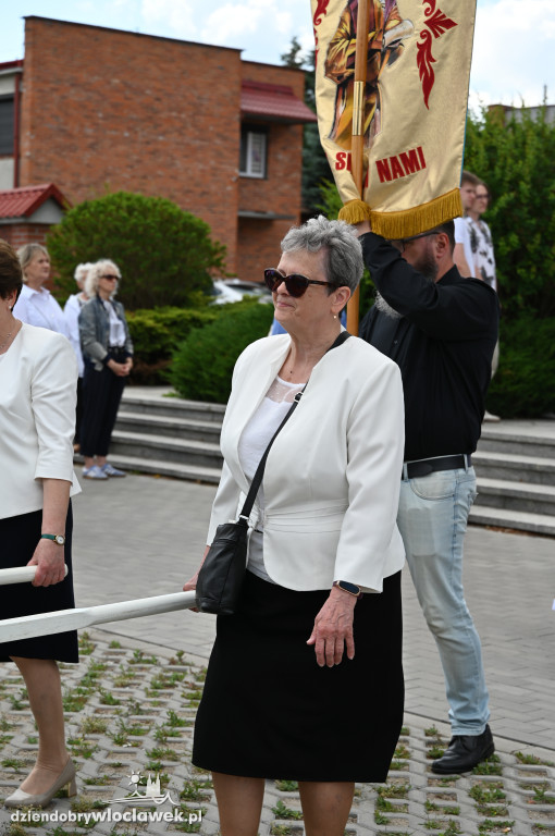 Procesja Bożego Ciała w parafii Narodzenia NMP i św. Jana Apostoła