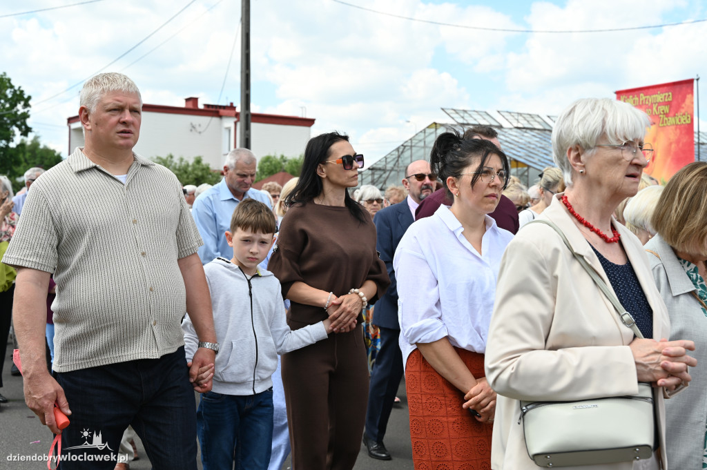 Procesja Bożego Ciała w parafii Narodzenia NMP i św. Jana Apostoła