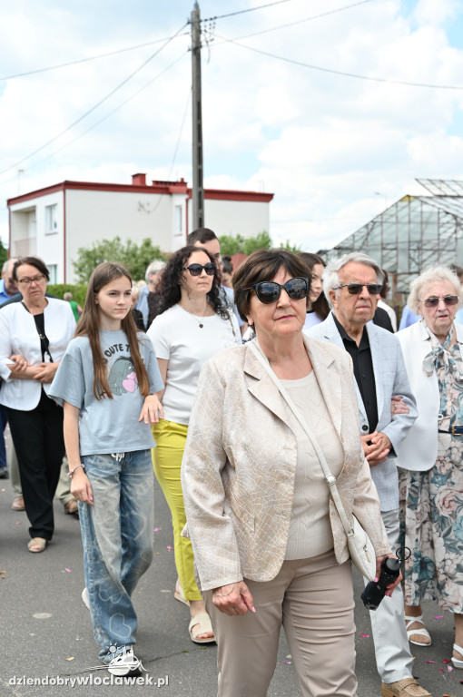 Procesja Bożego Ciała w parafii Narodzenia NMP i św. Jana Apostoła