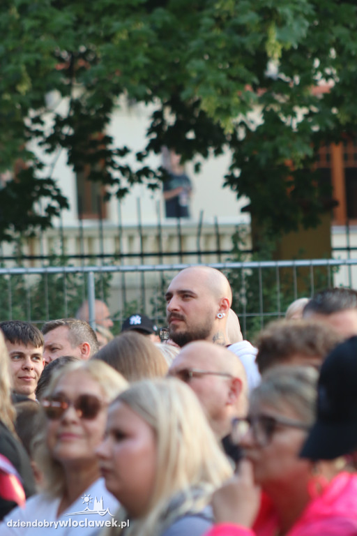 „Fajansowe sny” na Bulwarach