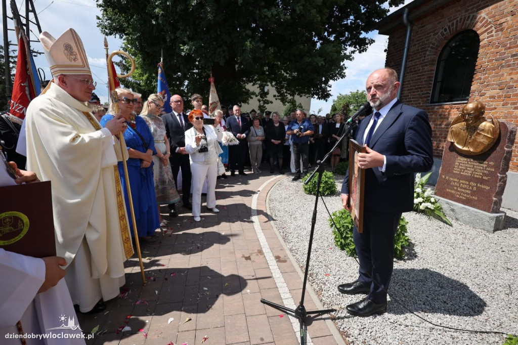 Święto Województwa w Kruszynie. Wspomniano wizytę Jana Pawła II