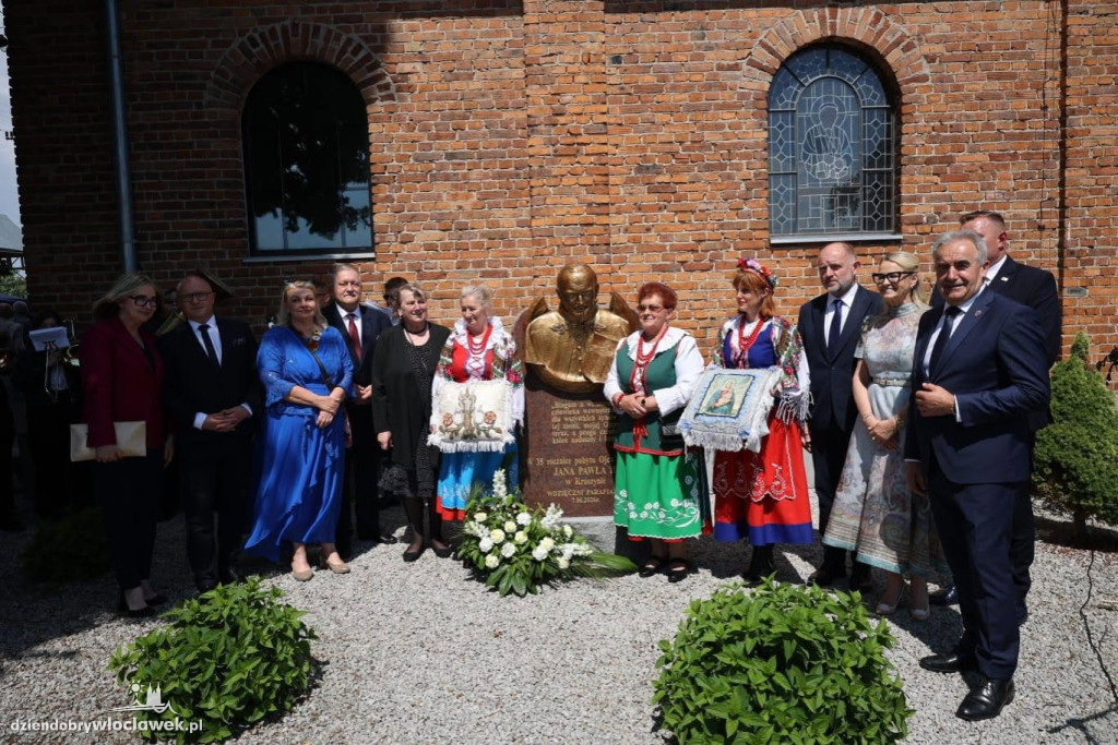 Święto Województwa w Kruszynie. Wspomniano wizytę Jana Pawła II