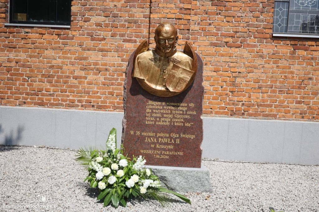Święto Województwa w Kruszynie. Wspomniano wizytę Jana Pawła II