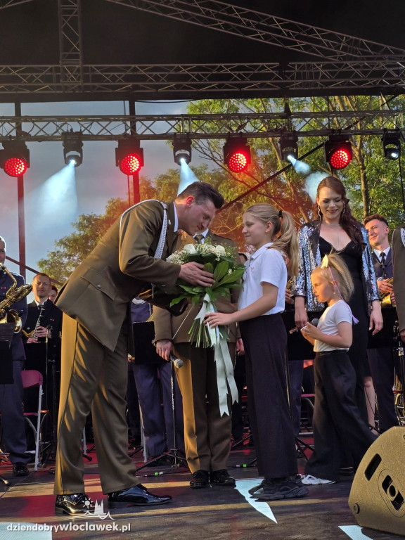 Święto Województwa w Kruszynie. Wspomniano wizytę Jana Pawła II