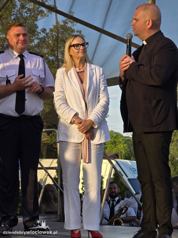 Święto Województwa w Kruszynie. Wspomniano wizytę Jana Pawła II