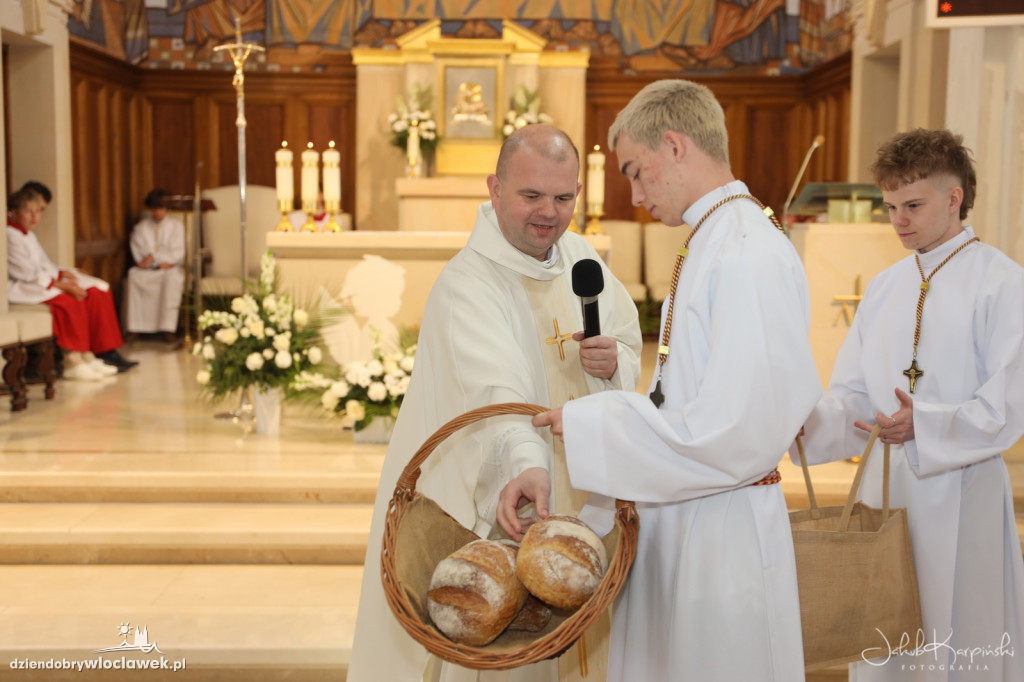 Komunia w parafii NMP Królowej Polski w Kruszynie