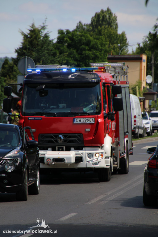 Zderzenie Nissana i Skody na Barskiej