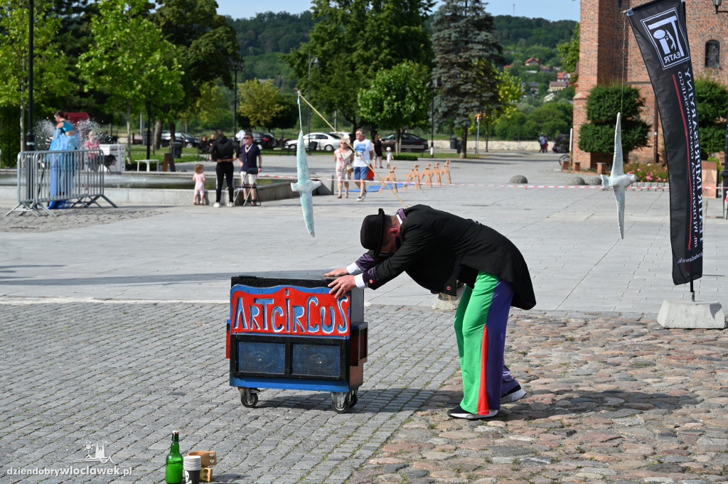 Teatry Uliczne na Starym Rynku