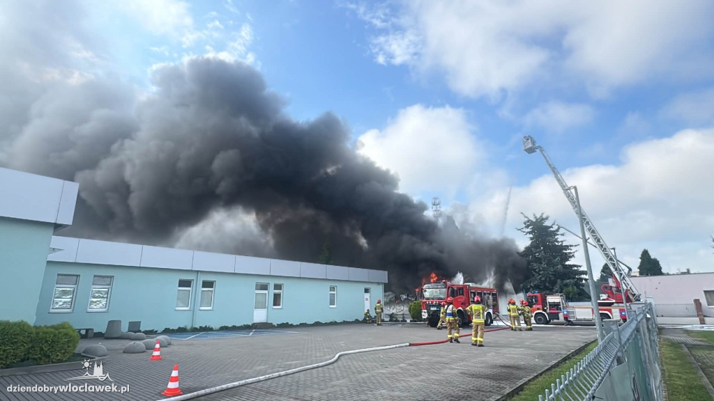 Pożar magazynu z chemikaliami we Włocławku