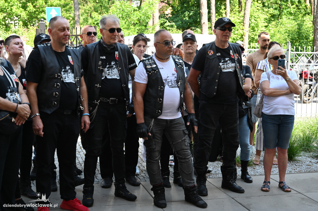 Motocykliści i orkiestry dęte w Wieńcu Zdroju