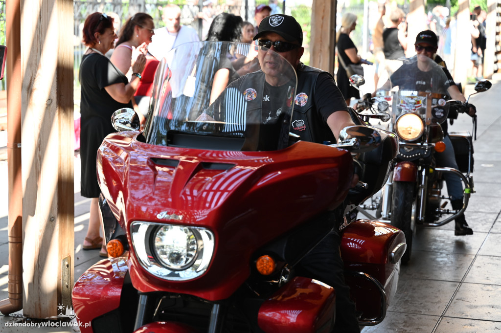 Motocykliści i orkiestry dęte w Wieńcu Zdroju