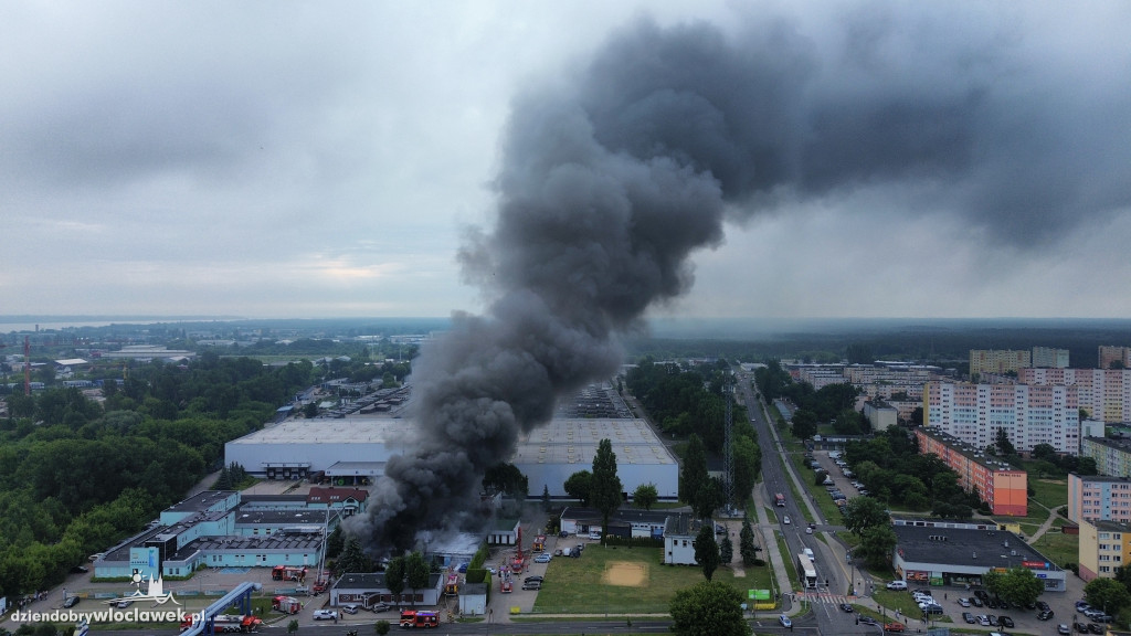 Pożar magazynu z chemikaliami we Włocławku