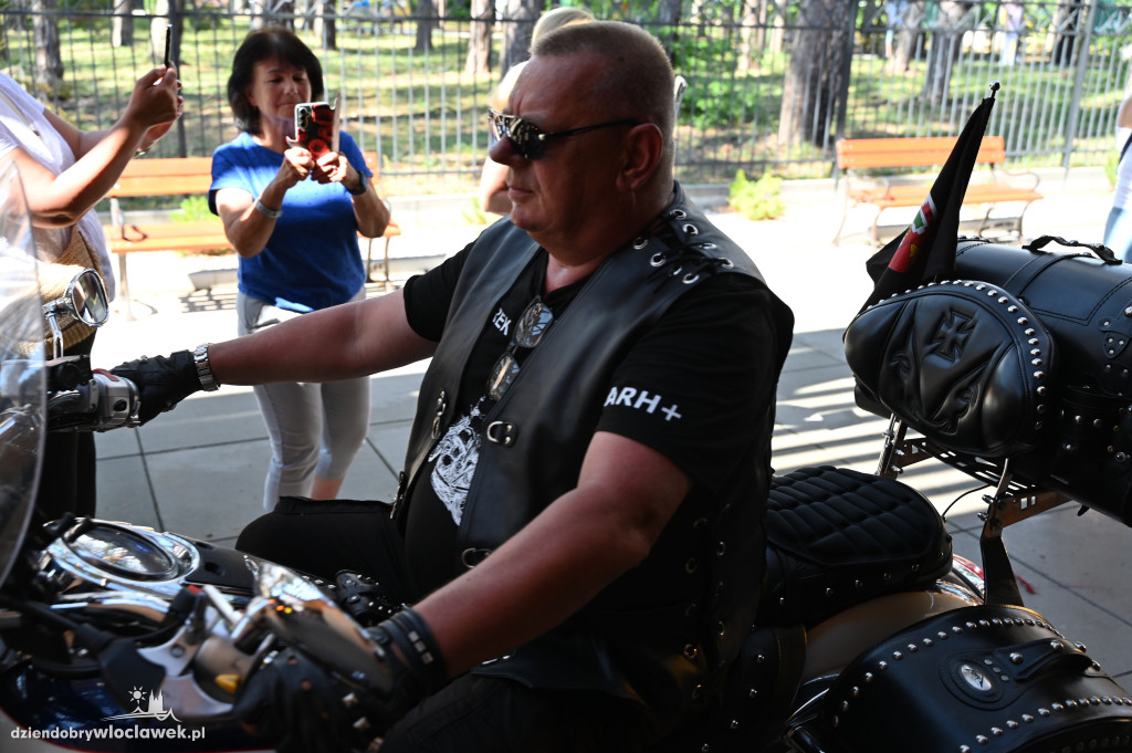Motocykliści i orkiestry dęte w Wieńcu Zdroju