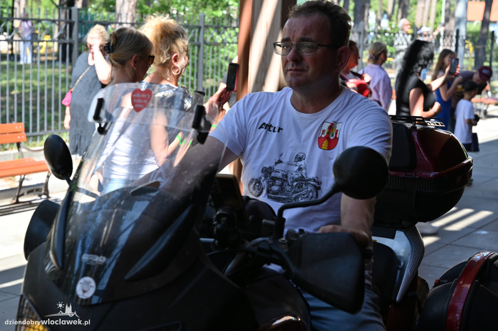 Motocykliści i orkiestry dęte w Wieńcu Zdroju