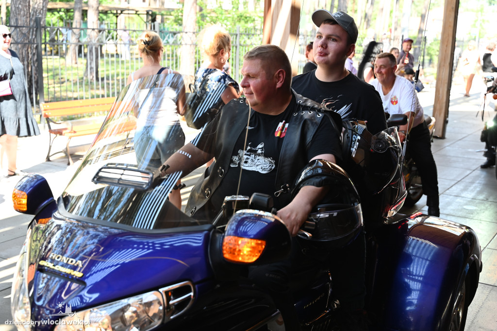 Motocykliści i orkiestry dęte w Wieńcu Zdroju