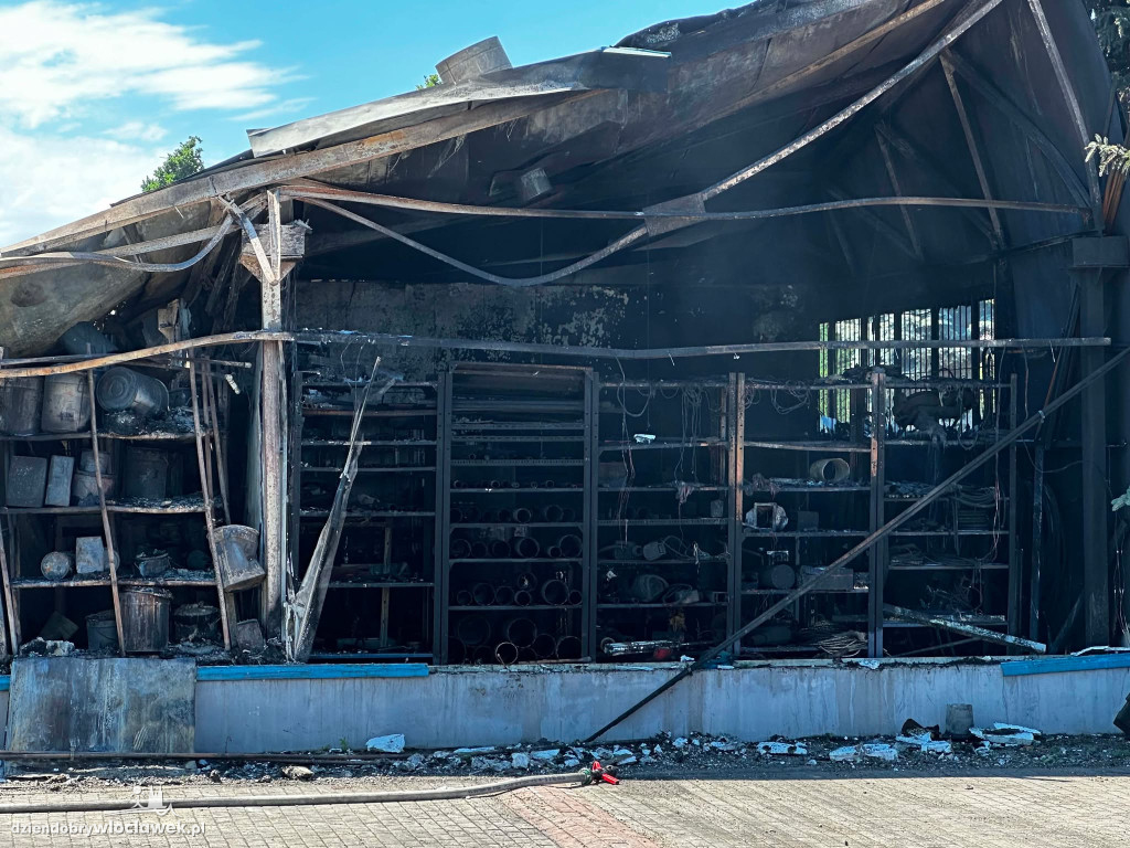Pożar magazynu z chemikaliami we Włocławku