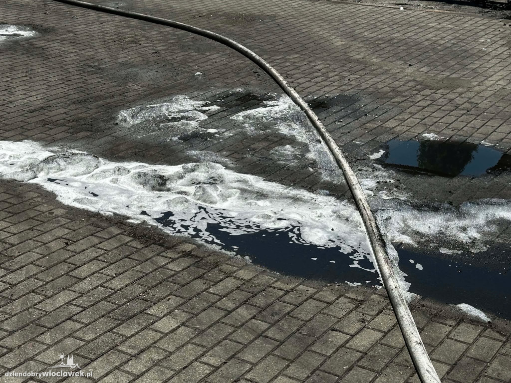 Pożar magazynu z chemikaliami we Włocławku