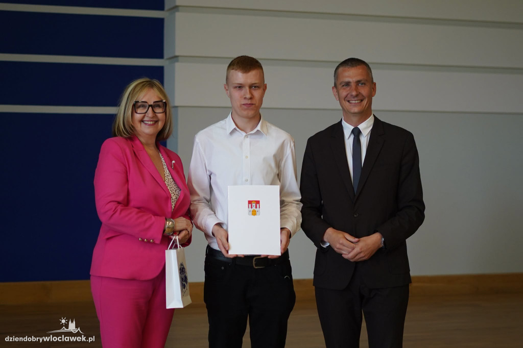Nagrody Prezydenta dla najlepszych uczniów