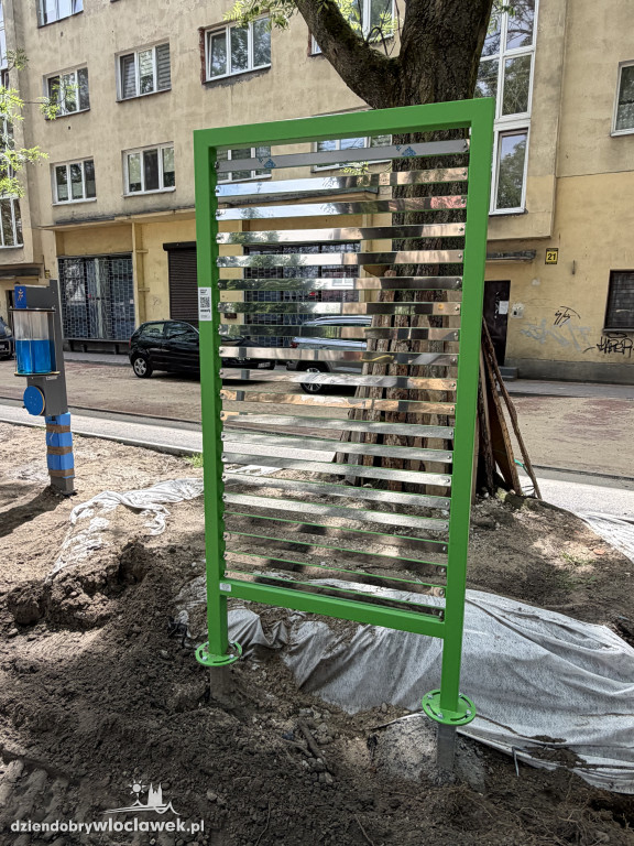 Plac zabaw wzdłuż ul. Jagiellońskiej prawie gotowy