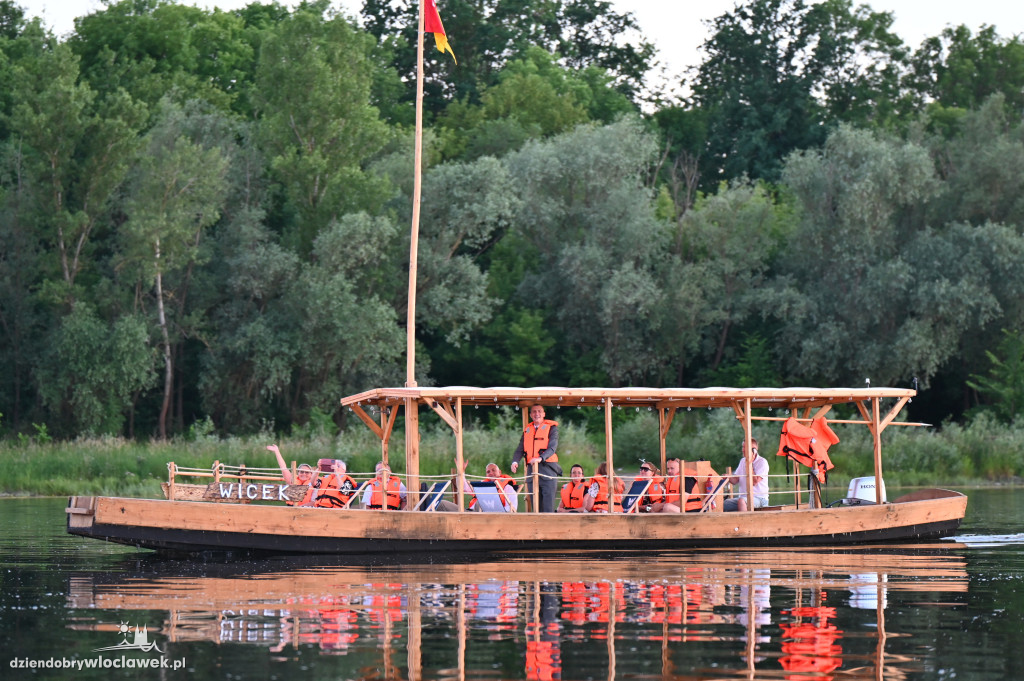 Uroczystość nadania nazw łodziom flisackim