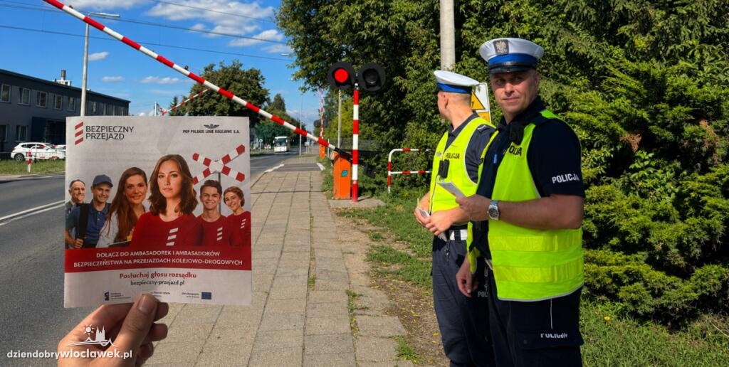 Bezpiecznie przez przejazd. Akcja policji i SOK we Włocławku