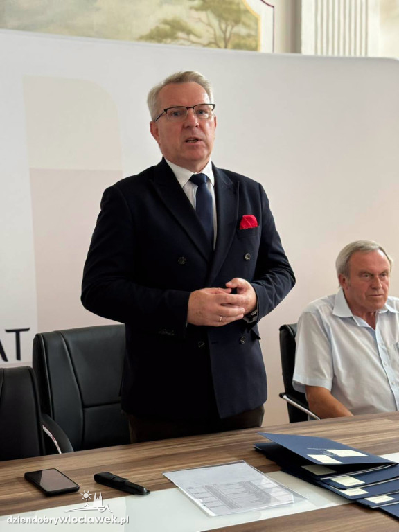 Pieniądze dla spółek wodnych z powiatu