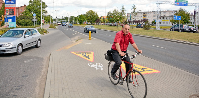 We Włocławku rowerzyści mają do dyspozycji blisko 40 km ścieżek. fot. Łukasz Daniewski
