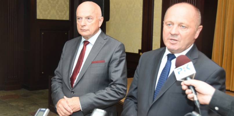 Na zdj. z lewej prezes ARiMR Andrzej Gross i minister Marek Sawicki, Fot. K. Osiński