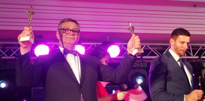 Krzysztof Grządziel odebrał aż dwie statuetki na gali w Warszawie; Fot. Nadesłane