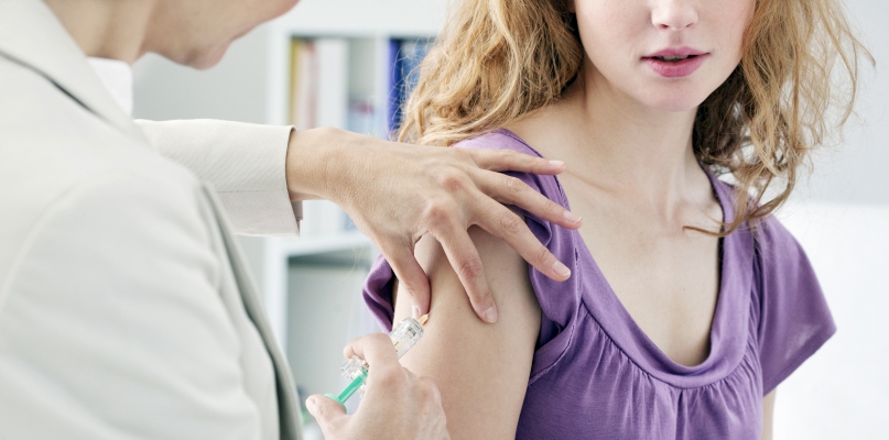 Program bezpłatnych szczepień przeciwko HPV ma potrwać 3 lata. Fot. depositphotos.com
