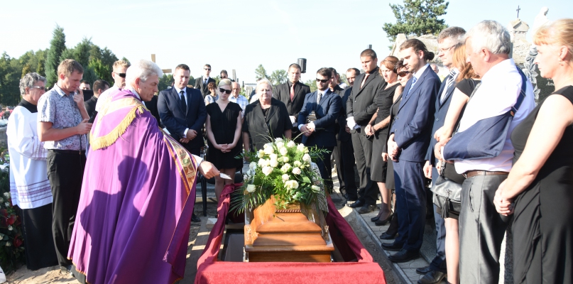 Złodzieje włamali się do domu zmarłego burmistrza podczas uroczystości pogrzebowych. Fot. Krzysztof Osiński