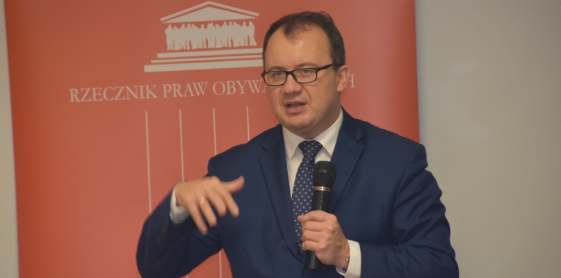 Rzecznik Praw Obywatelskich spotkał się we Włocławku m. in. z przedstawicielami organizacji pozarządowych i samorządowcami. Fot. Natalia Seklecka