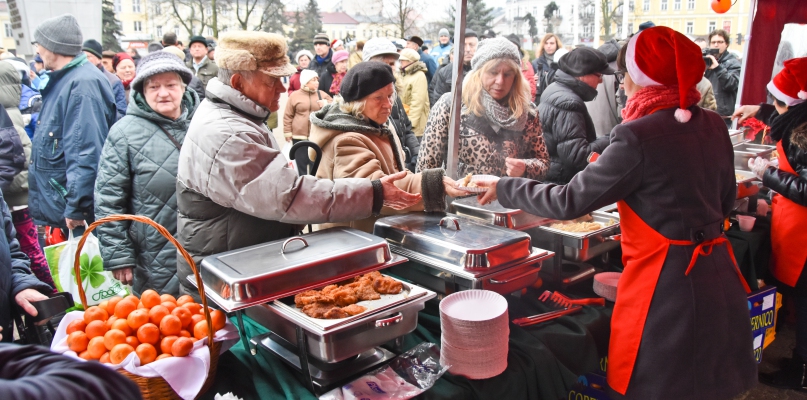 Wśród kulinarnych propozycji dla włocławian znalazły się m.in. pierogi, smażona ryba oraz ciasta. fot. Ł. Daniewski
