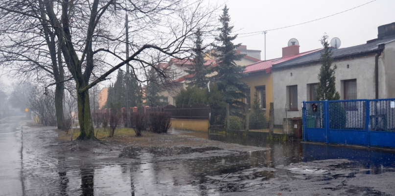 Tak wyglądało ulica Dojazdowa w piątek rano. Fot. DDWloclawek