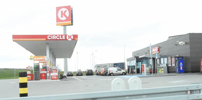 Stacja przy podwłocławskim odcinku autostrady A1 w Wieńcu funkcjonuje już pod szylcem Circle K. Fot. Natalia Seklecka