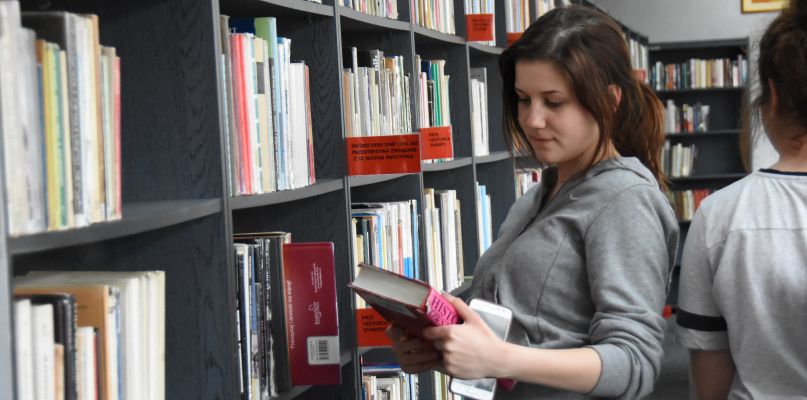 Bibliotekarze liczą, że dzięki abolicji przetrzymane książki wrócą na półki. Fot. Natalia Seklecka