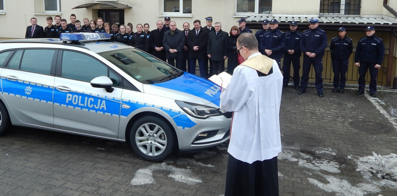 Zakup był możliwy dzięki środkom policyjnym i pieniądzom otrzymanym z budżetu urzędów i miast powiatu radziejowskiego. Fot. KPP w Radziejowie
