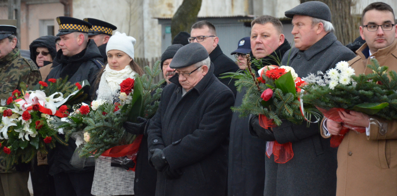 Mimo mroźnej pogody, uroczystość miała nawet większy rozmach niż w ubiegłych latach. Fot. DDWloclawek.pl