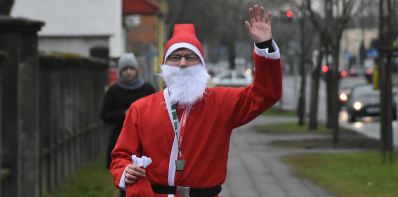 Akcja z okazji Dnia Dziecka będzie podobna do przeprowadzonej w grudniu inicjatywy Biegający Mikołaj. Fot. Daniel Wiśniewski